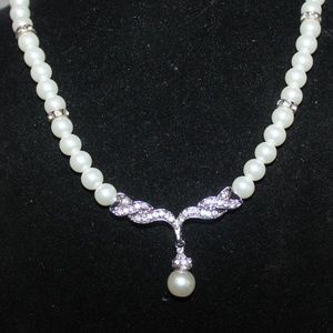 Nwt:Brides Wedding Cz & Pearls(Faux)white Necklace